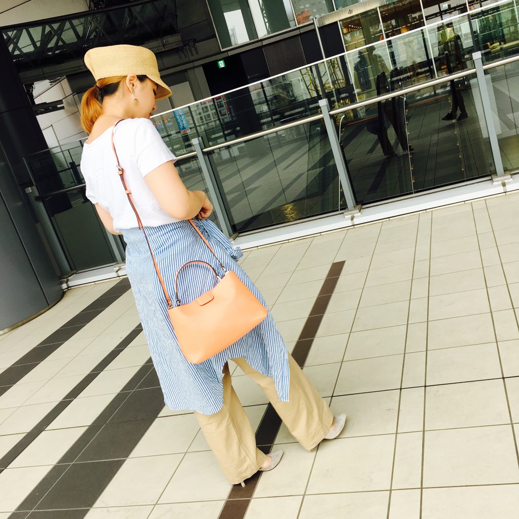 スクラップブック 渋谷 ヒカリエ ジャンニキャリーニ bag ハンドバッグ ショルダーバッグ