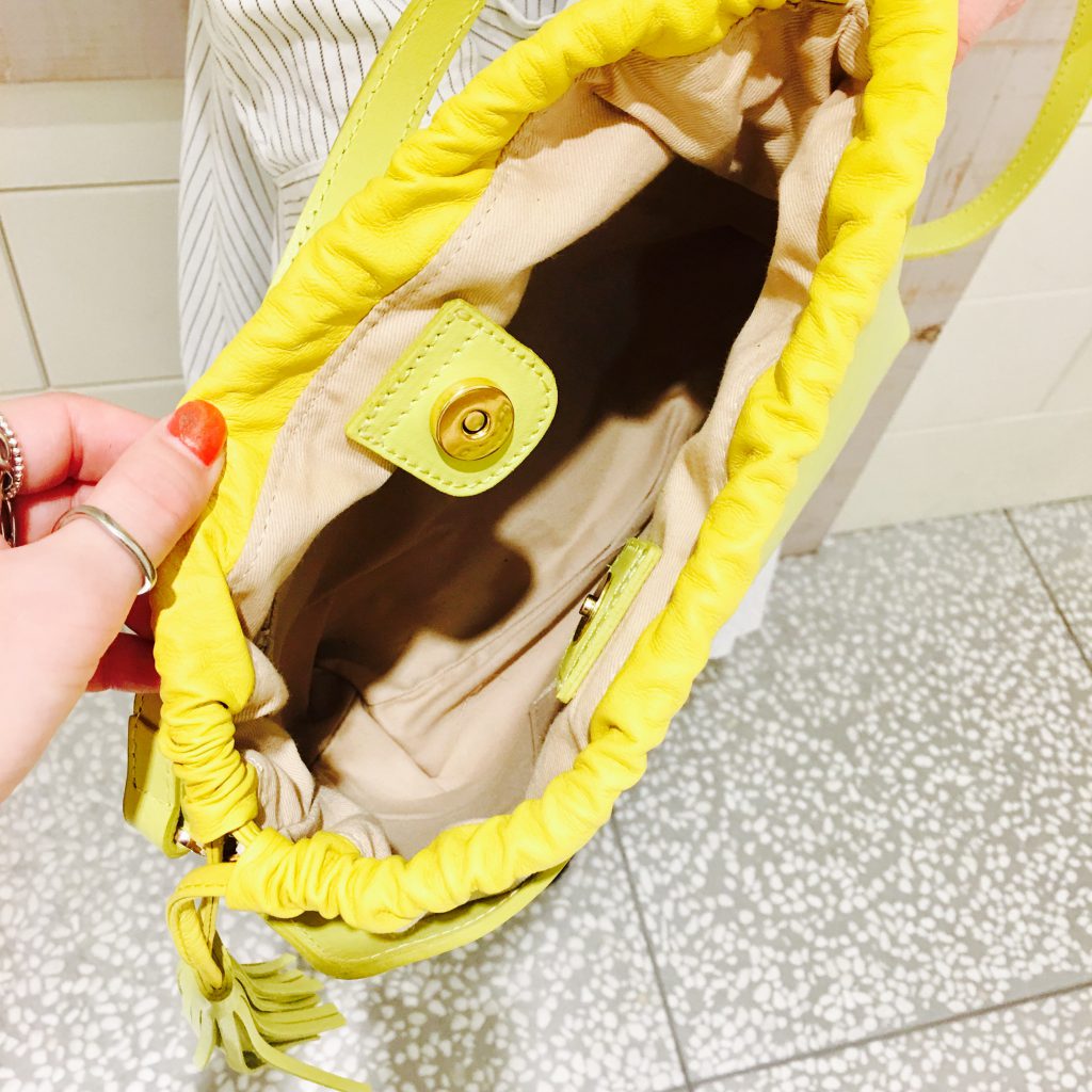 スクラップブック 渋谷 ヒカリエ クリスチャンヴィラ ショルダーバッグ bag バッグ