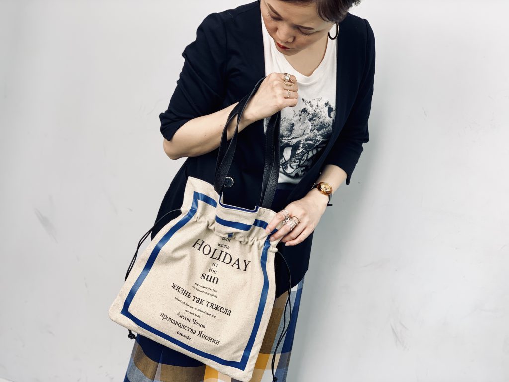 スクラップブック 渋谷 ヒカリエ intoxc.  イントキシック bag バッグ キャンバスバッグ キャンバス