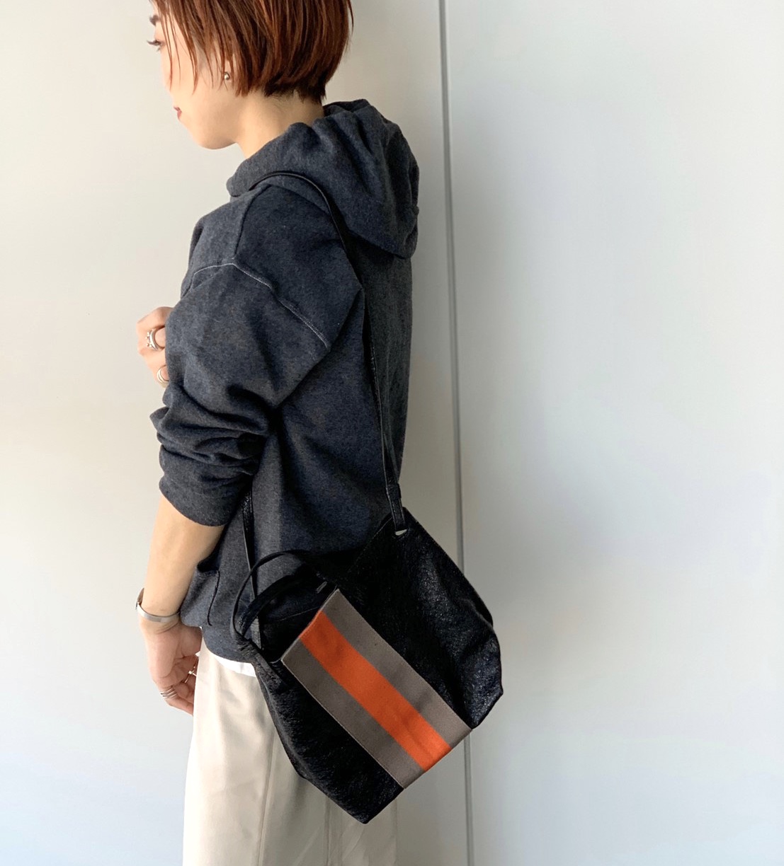 有楽町マルイ】atneK metallic line tote bag | Scrap Book [2019.11.04]