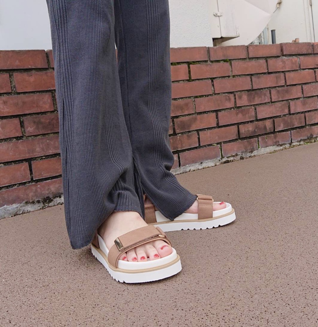 Scrap Book スクラップブック　チアキカタギリ　sandals サンダル ベルトサンダル 厚底　スポーツサンダル 日本ブランド