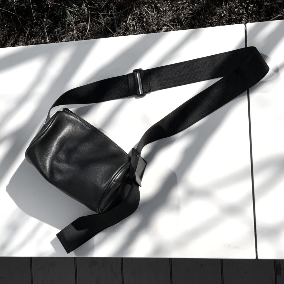 scrap book スクラップブック　shoulder bag ショルダーバッグ　軽い　ミニショルダー　mini shoulder bag ブラック　black