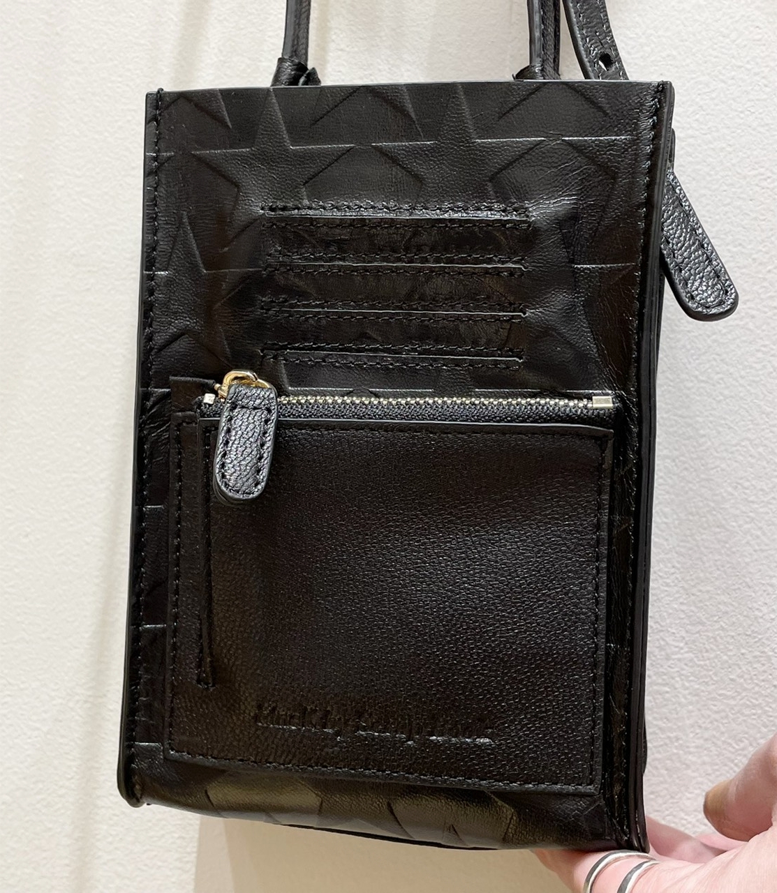 有楽町マルイ】atnek mobile shoulder bag | Scrap Book [2022.02.07]